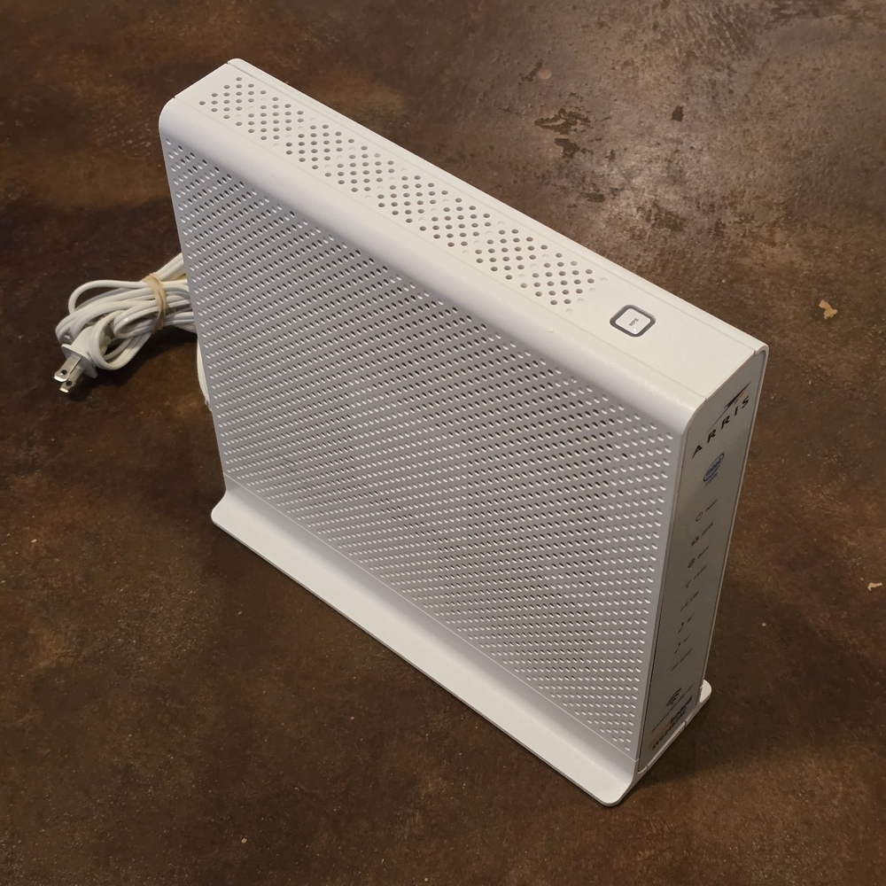 ARRIS Surfboard SVG2482AC Modem/Router – Dual-Band WiFi – DOCSIS 3.0 – Xfinity